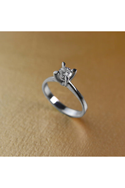 GIBYJEWEL Badem Tırnak Pırlanta Modeli 925 Ayar Gümüş Tektaş Yüzük - Taş Çapı 4 Mm- 0,25 ct