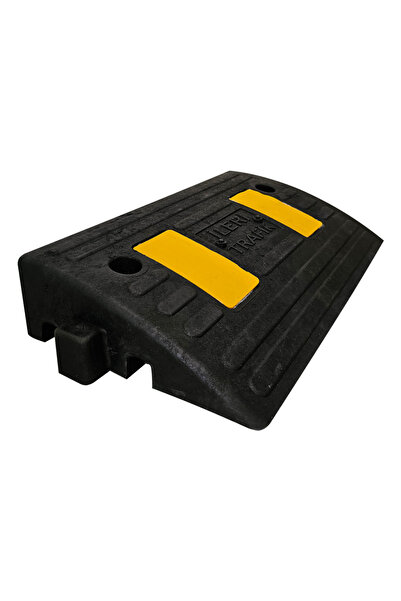 İleri Trafik Kauçuk Kablo Kanallı Otopark Rampası 30 x 50 x 10 cm