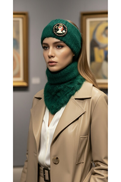 drt tasarım طقم رباط شعر للرقبة مع بروش باللون الأخضر