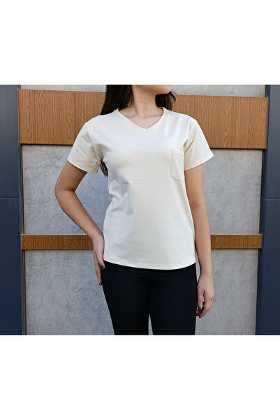 siyalife Γυναικείο κρεμ μπλουζάκι με λεπτομέρεια τσέπης σε σχήμα V