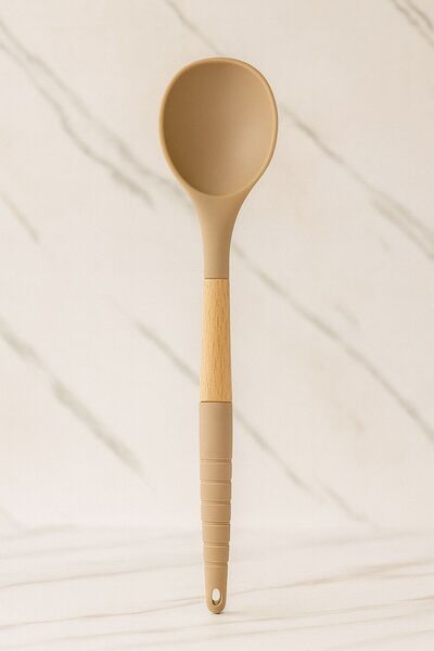 MODA OZY Heat Resistant Fireproof Non-Stick Silicone Serving Dish with Bamboo Handle (1 Piece Will Be Sent)