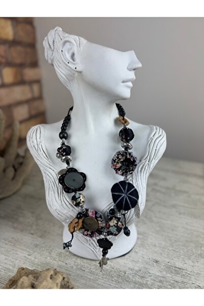 SEDEF TAKI Çiçekli ahşap taşlı el yapımı kolye