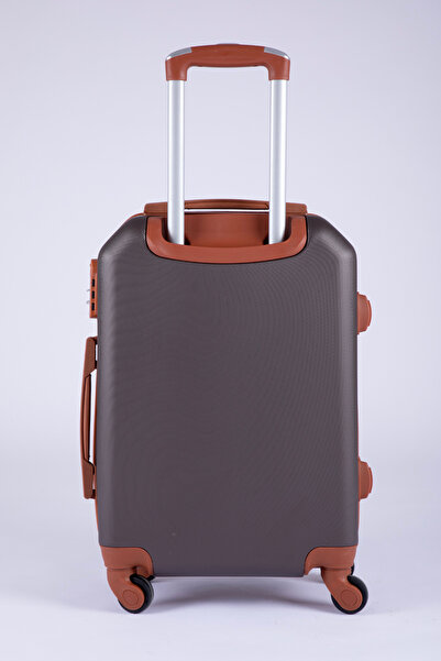 LİMRA 6-piece luggage set with a strong and sturdy design