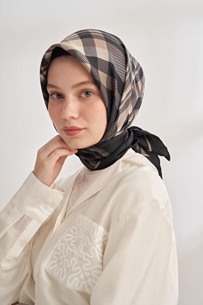 ARMANDA Μεταξωτό μαντήλι Naya Desen Tivil 4358-Μαύρο