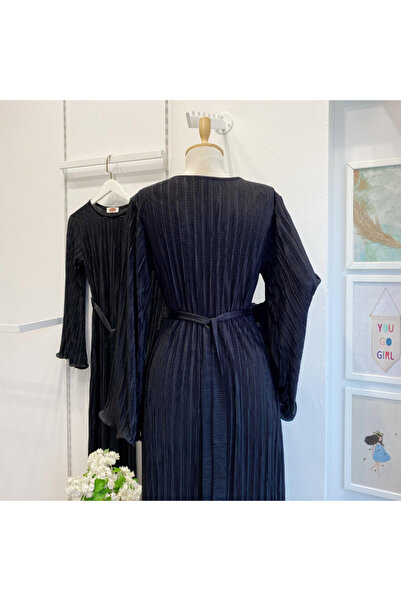 Faya Boutique Siyah Piliseli Kalem Elbise