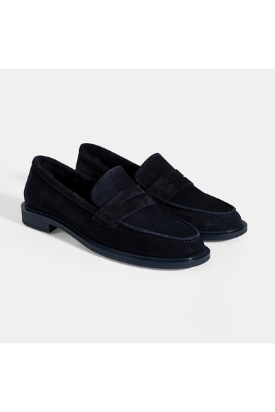 Desa Women's Navy Blue Suede Loafer