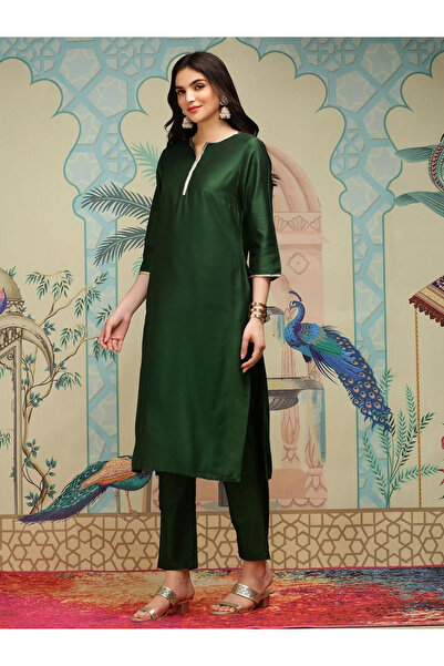 Ishin By Styli Women Dark Green Kurta with Trousers and Dupatta Set
