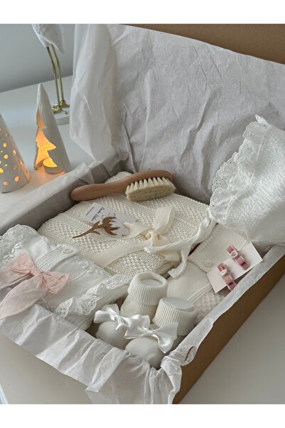 Sincabın Düşleri hoşgeldin bebek yenidoğan hediye seti kıyafet takımı triko battaniye müslin tulum patik oyuncak