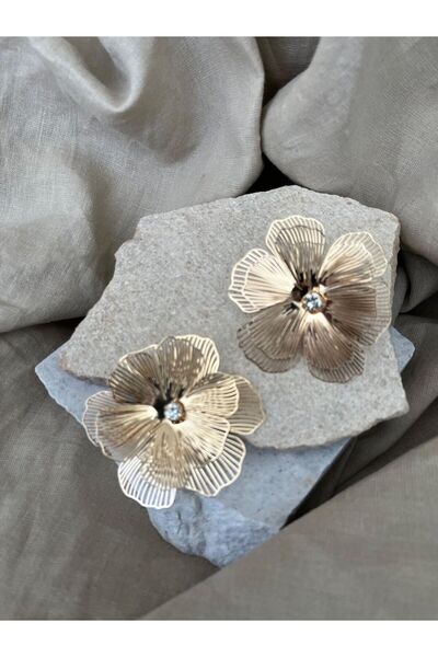 nunu takı أقراط زهور من سلك نحاسي