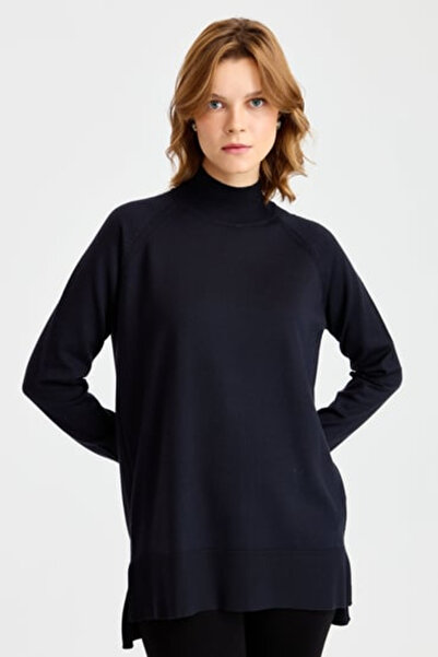 Desen Women's Half Turtleneck Sweater with Side Slits