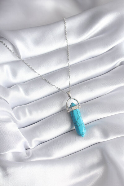 Lisinya قلادة نسائية من الفولاذ 316L بلون فضي مع حجر أزرق -