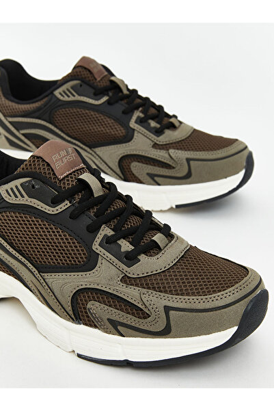 LC Waikiki UZG Store'dan Stilinizi Oluşturun | Bağcıklı Erkek Spor Ayakkabı