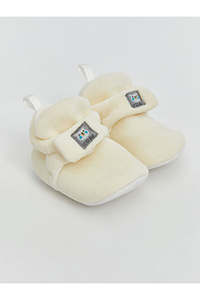 LC Waikiki Beyaz Cırt Cırtlı Erkek Bebek Yürüme Öncesi Ev Botu