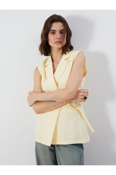 LC Waikiki من متجر GÜLİS، سترة نسائية كلاسيكية صفراء K بأزرار على الجهتين Yak...