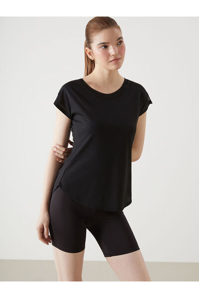 LC Waikiki RMZ GİYİM FARKIYA تي شيرت رياضي نسائي بياقة روبا