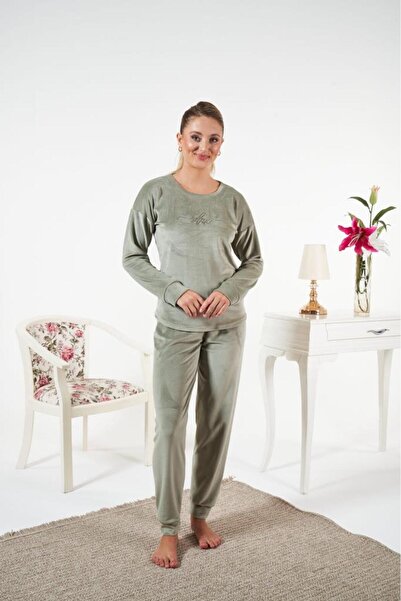 Estiva Women's Winter Velvet Pajama Set