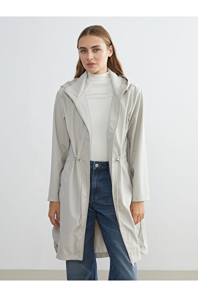 LC Waikiki Create Your Style with Uzg Store |   Women's Hooded Plain Raincoat