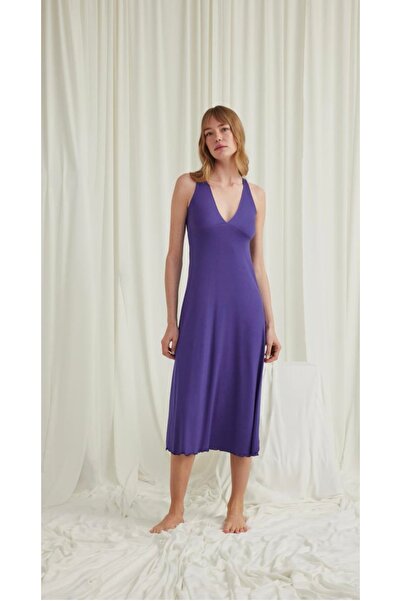 NightLove فستان نوم دانتيل بتفاصيل ظهر من موناميس 18567