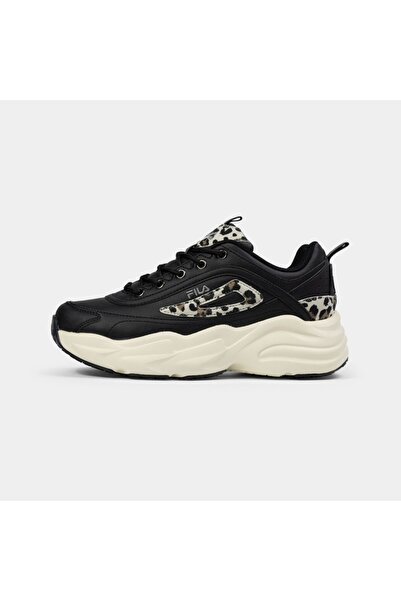 FILA Skye Zp a Wmn Women's Black Casual Sports Shoes