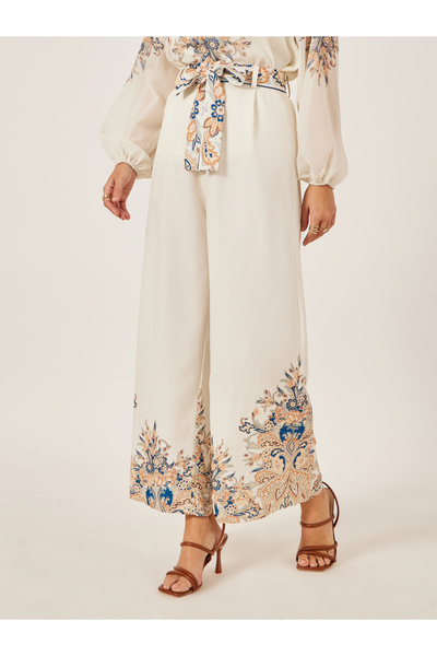 Styli Placement Print Pleated Wide Leg Pants