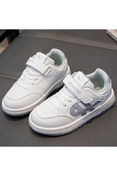 OEM Durable and breathable sports shoes for children, flexible, lightweight sole, XA-2572
