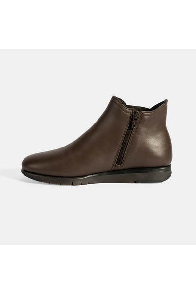 Desa Women's Brown Zippered Desacomfort Leather Boots