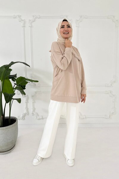 Genel Markalar TAŞ DETAYLI CEPLİ SWEATSHIRT