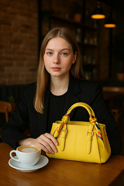 ESTUTE Kadın Şık Deri Görünümlü Fular Detaylı Omuz ve El Çantası