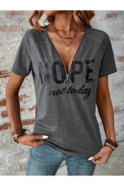 Ekince Women's Short Sleeve Front Zipper Letter Printed Viscose Blouse