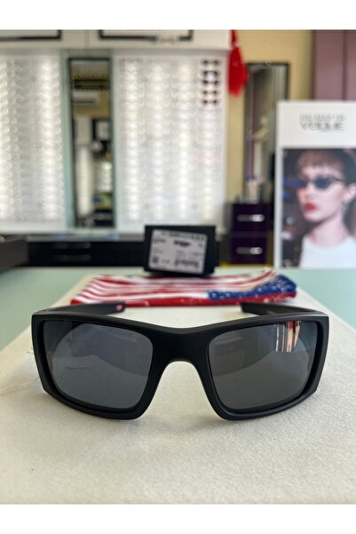 Oakley SPORCU GÜNEŞ GÖZLÜĞÜ
