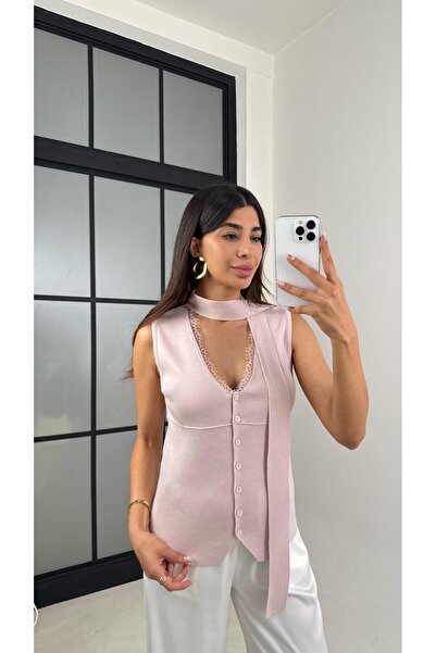 Gaus Pembe Boyun Bağlama Detaylı Düğmeli Dantel Yakalı Triko Bluz GAUS-00100