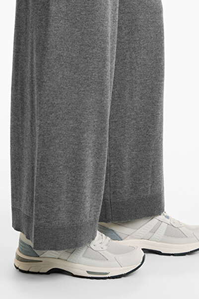 Oysho 10% cashmere straight-leg knit trousers