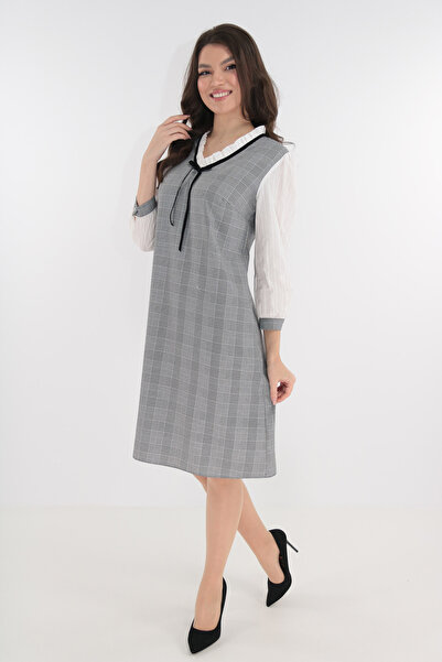 Vanessa Line RO Light gray flared dress in fine checks