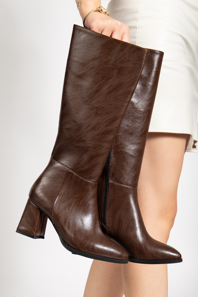 mysticaluxe Shoes Cizme lungi pentru femei cu toc înalt maro aspect de piele cu fermoar M009