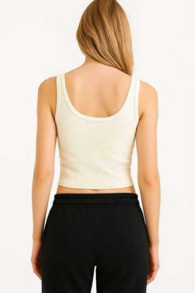 TREND ALİSSE Ecru Slim Fit Cropped Tank Top with a Straight Round Neckline and Ribbed Camisole Style.