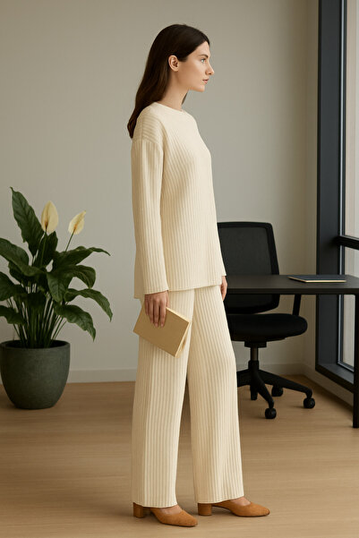 DAMGA Collection Set de două piese din tricot cu nervuri crem - elegant și confortabil