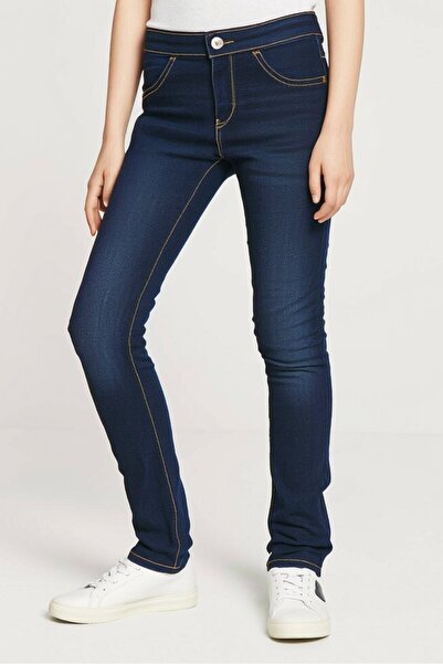 Levi's بنطال جينز ضيق سهل الارتداء للبنات الصغار، أزرق