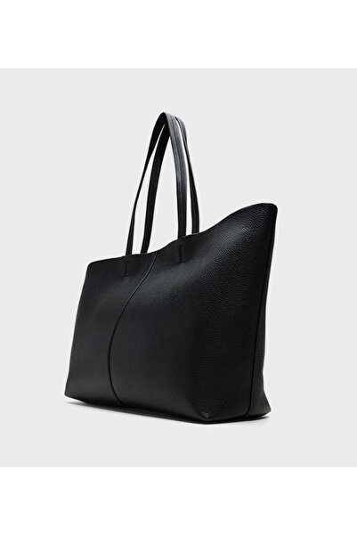 Call it Spring Paityn Textured Zippered Tote Bag