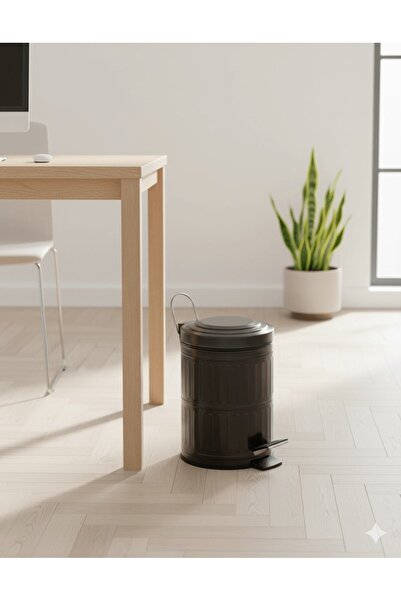 Sas Haus Vintage Black Pedal Bin – Stainless Metal, 5 Liter Removable Inner Bucket (18.5 cm X 24 cm)