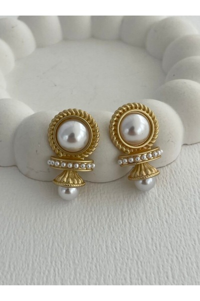 BULUT SEPETİ أقراط بتفاصيل من حبات اللؤلؤ