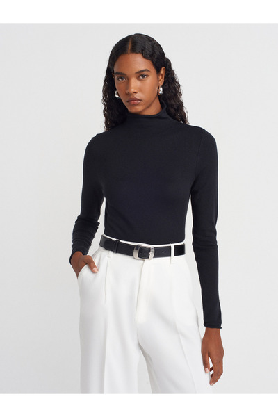 Dilvin 10714 Pulover din lână cu guler înalt, tricotat moale, cu textura fină, negru