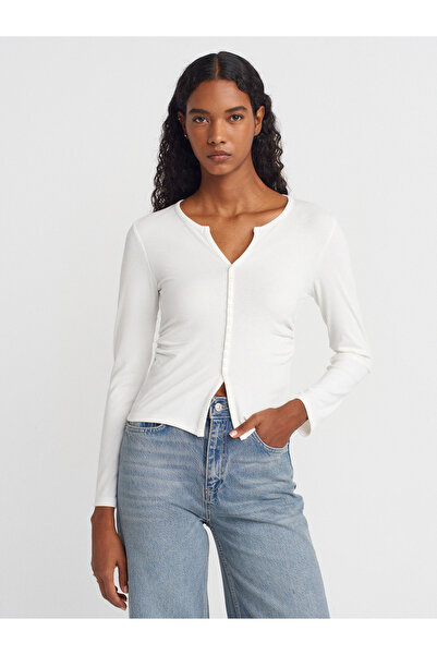 Dilvin 31548 Button Detailed Gathered Top-Ecru