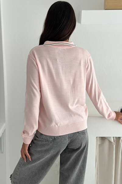 FEMELLE Powder Polo Neck Buttoned Knit Sweater - Standard Size