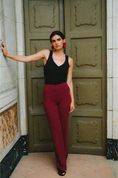 Stylove Women's wide-leg trousers with creases