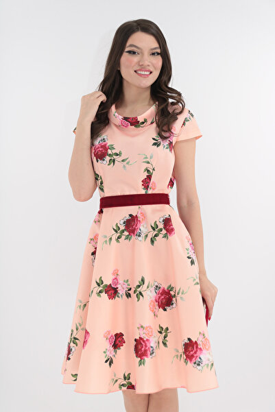 Vanessa Line RO Ροζ φόρεμα από ταφτά με φούξια τριαντάφυλλα