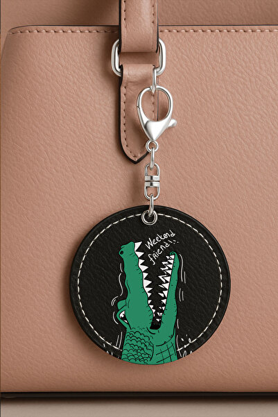 Cekuonline إكسسوار حقيبة أسود مزين بتفاصيل جلدية منقوشة ومخيطة - تمساح