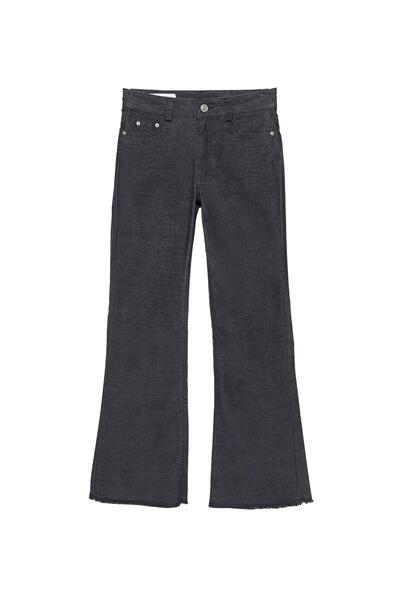 Pull & Bear Mikro fitilli kadife İspanyol paça pantolon