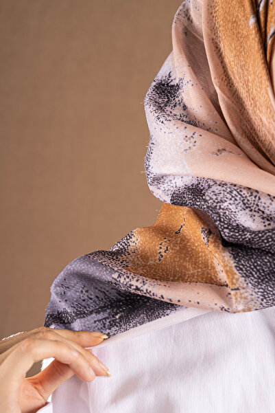 Akel Decode Scarf Pastel Pattern
