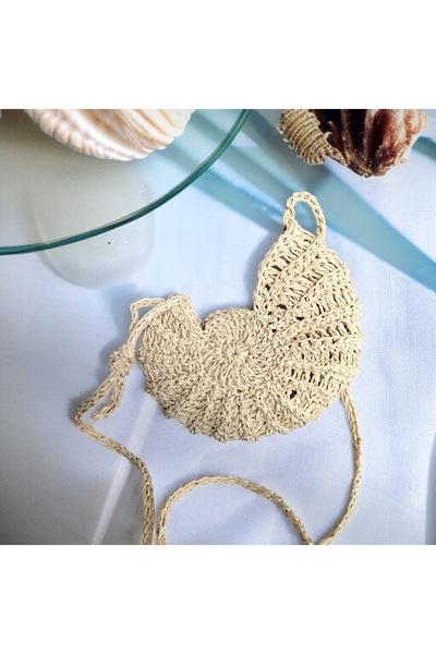 By G Tasarım Seashell Straw Color Paper Weave Bag (Adjustable Strap)