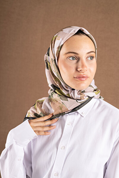 Akel Decode Scarf Floral Pattern